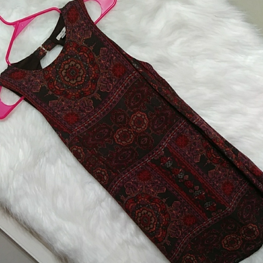 ECOTE Lined Print Cut Out Back Tunic Top